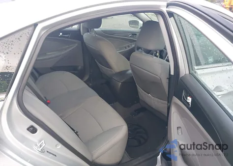 2013 Hyundai Sonata Gls z USA, uszkodzony, nr VIN 5NPEB4AC2DH733529